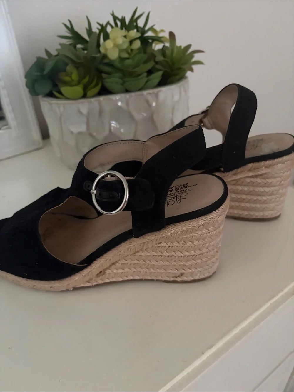Life Stride classic wedge